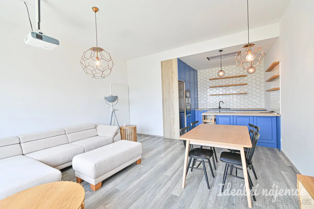Pronájem bytu 3+kk 84 m², Bystrc · Brno