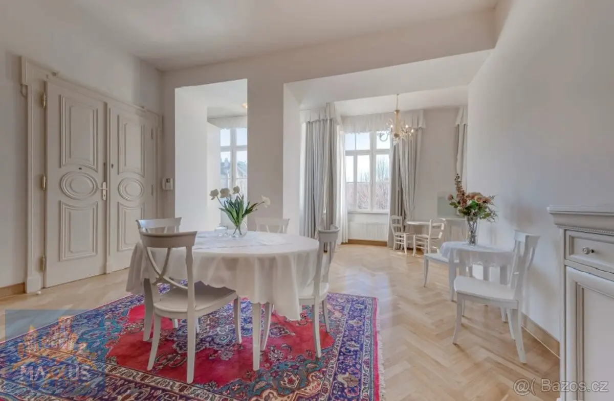 Pronájem bytu 1+kk 41 m², Vinohrady