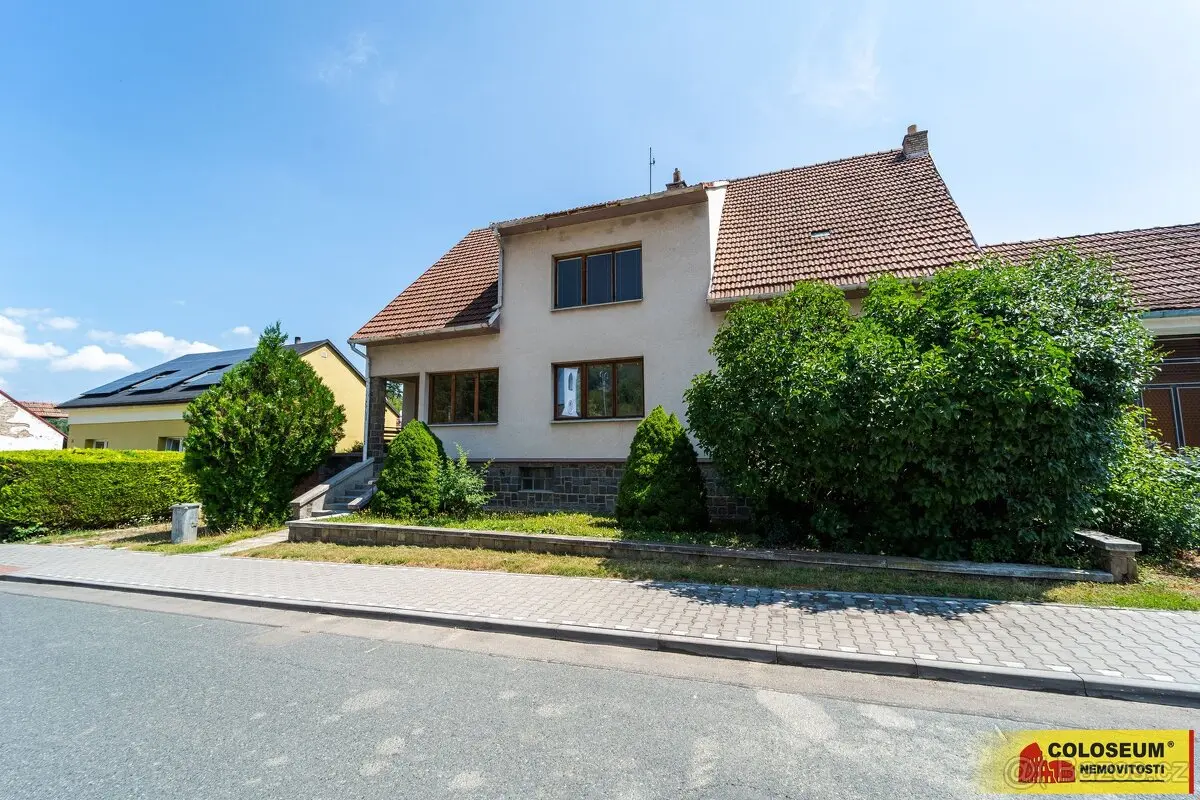 Prodej domu 5008 m², Brno venkov · 664 04
