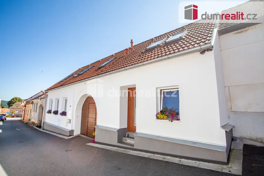 Prodej bytu 3+kk 52 m², Prachatice · 384 02