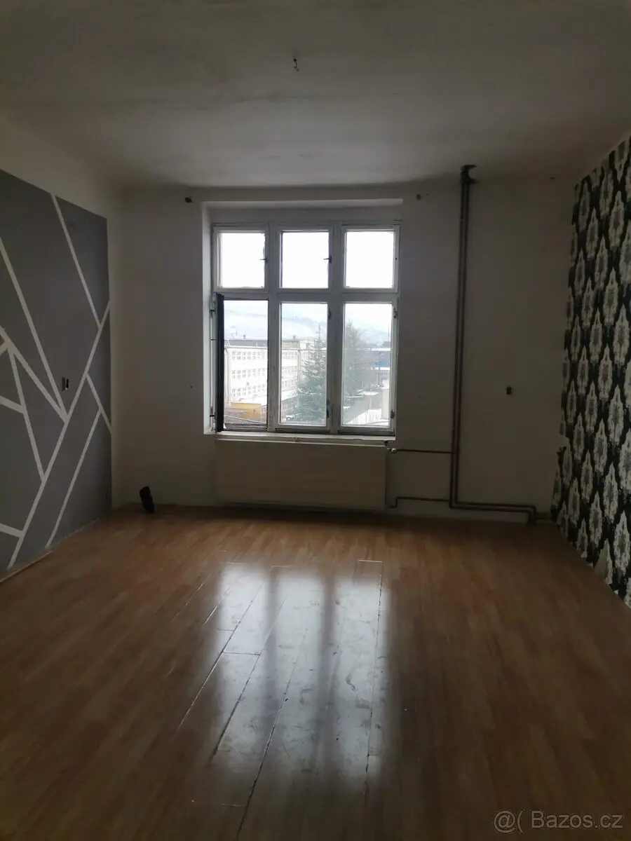 Pronájem bytu 3+1, Děčín