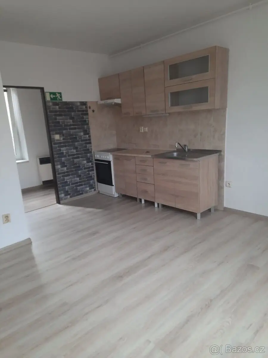 Pronájem bytu 1+kk 33 m², Šumperk · 789 01