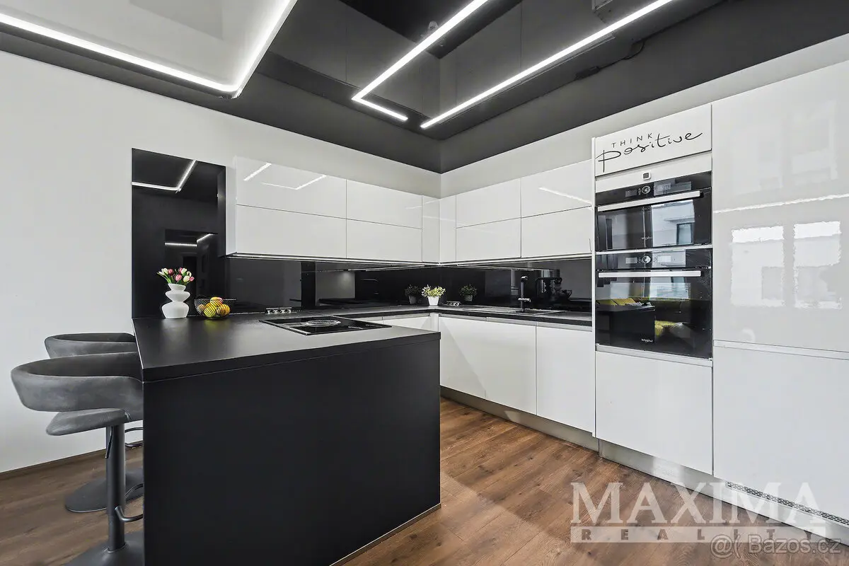 Prodej bytu 3+kk 77 m², Strašnice