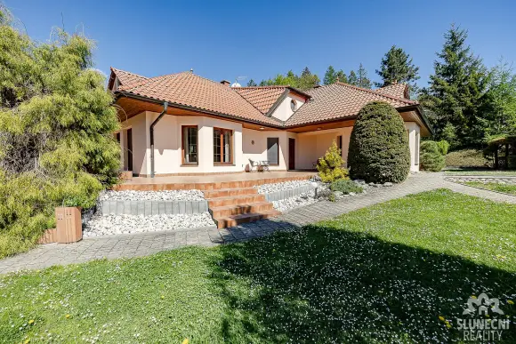 Prodej domu 2173 m², Uherské Hradiště · 686 01