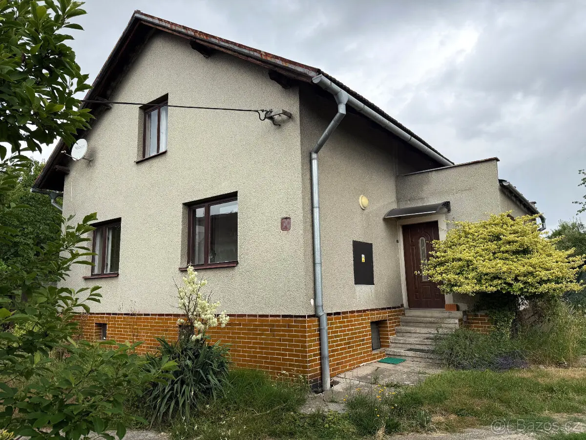 Prodej domu 222 m², Staříč