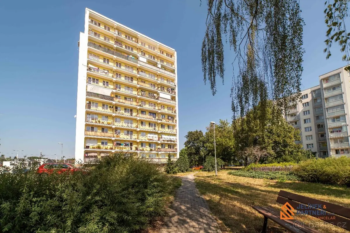 Pronájem bytu 3+1 69 m², Pardubice · 530 02
