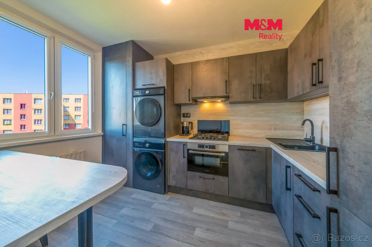 Pronájem bytu 2+1 43 m², Karviná · 736 01