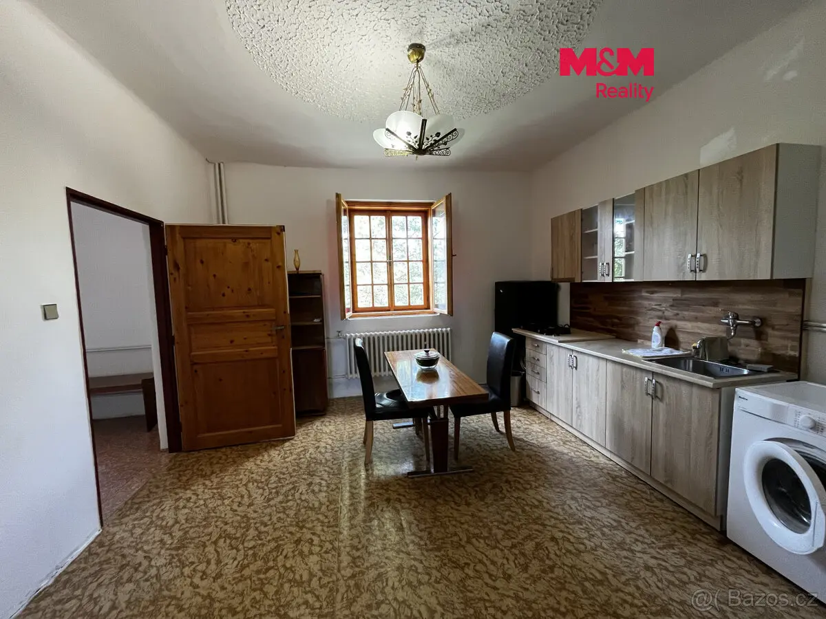 Pronájem bytu 2+1 80 m², Slivenec