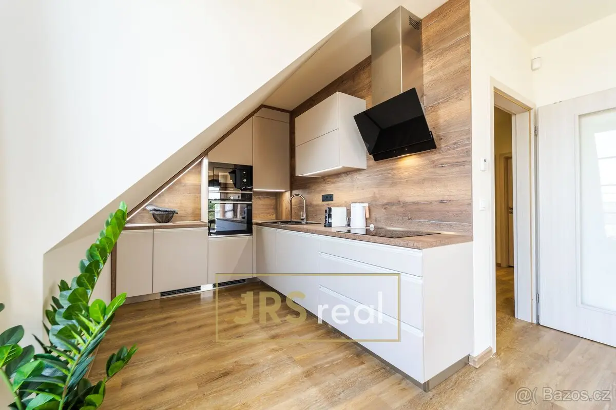 Prodej bytu 2+kk 75 m², Rychnov nad Kněžnou · 517 61