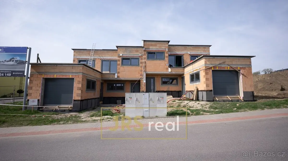 Prodej domu 216 m², Znojmo · 671 67