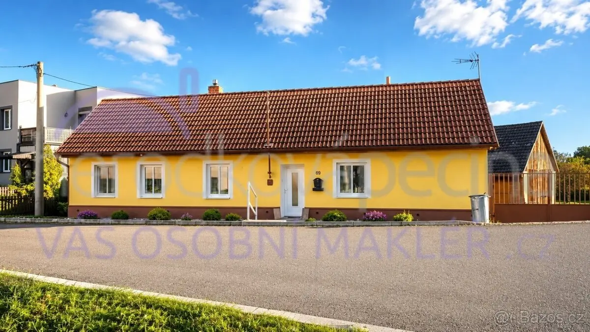 Prodej domu 1548 m², Kroměříž · 768 05