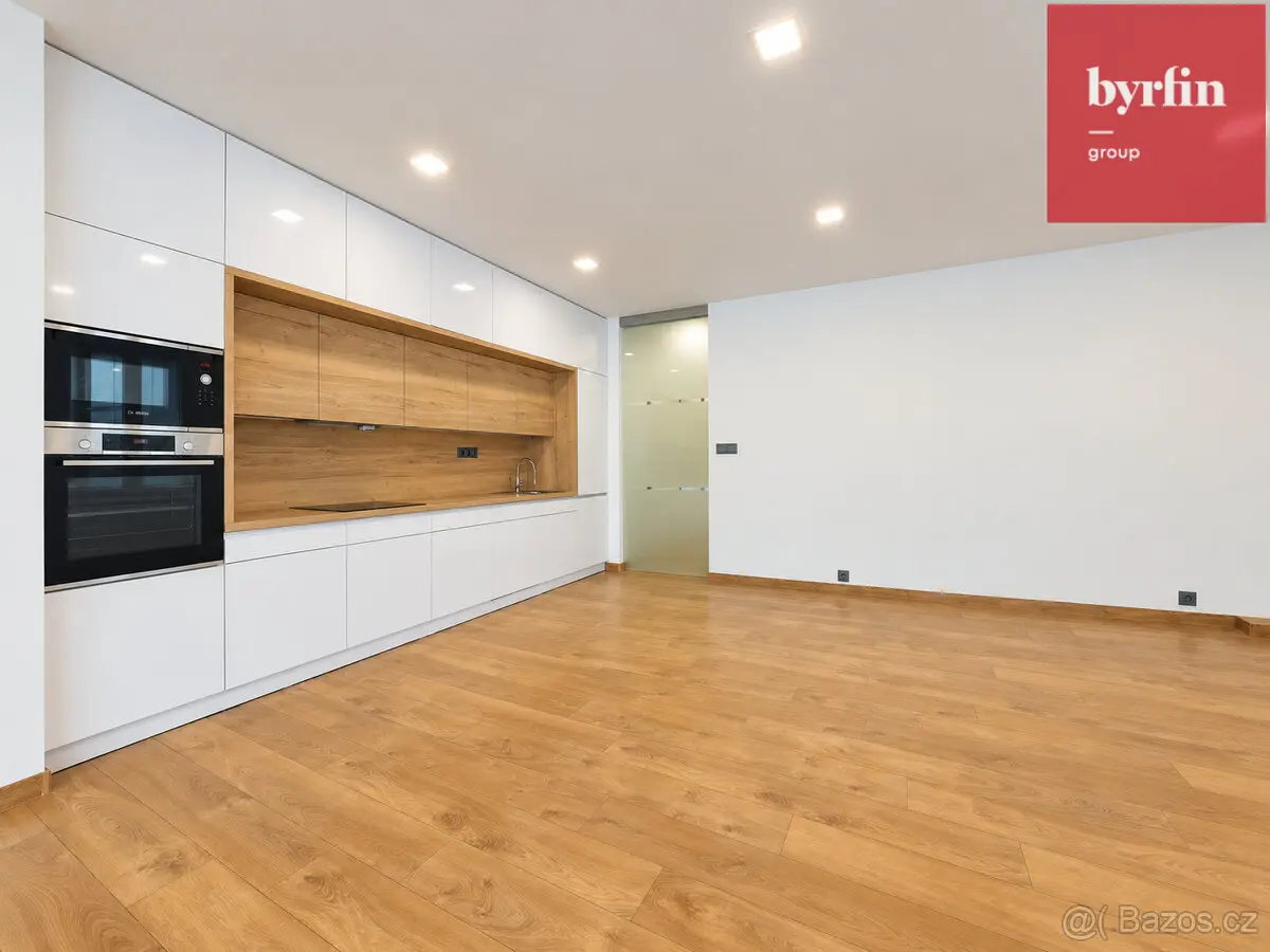 Pronájem bytu 2+kk 87 m², Opava-Předměstí · Opava
