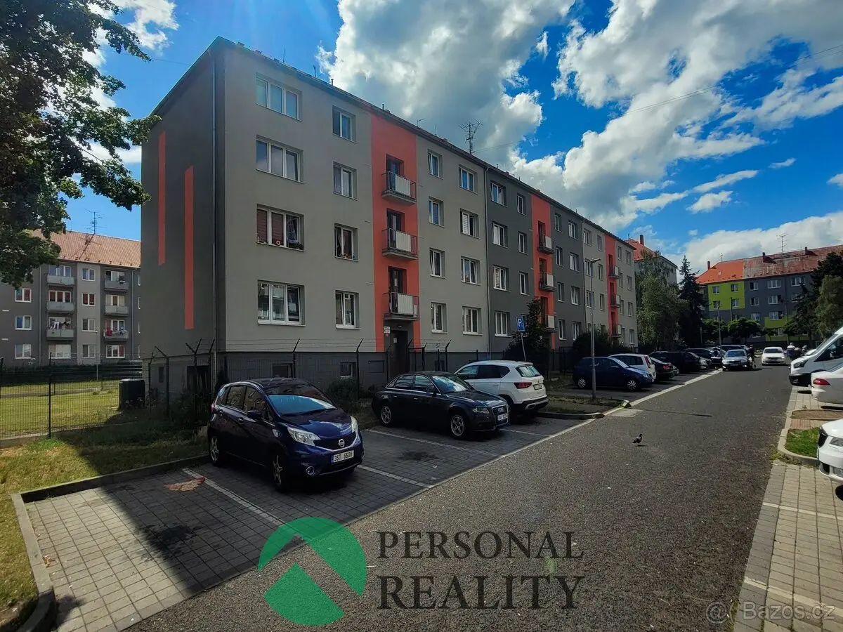Pronájem bytu 2+1 52 m², Chomutov · 431 11