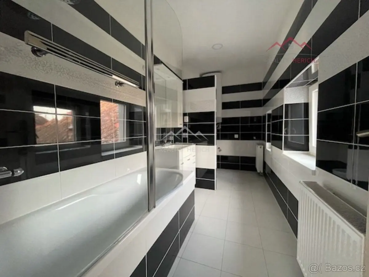 Pronájem bytu 3+1 90 m², Chomutov I · Chomutov