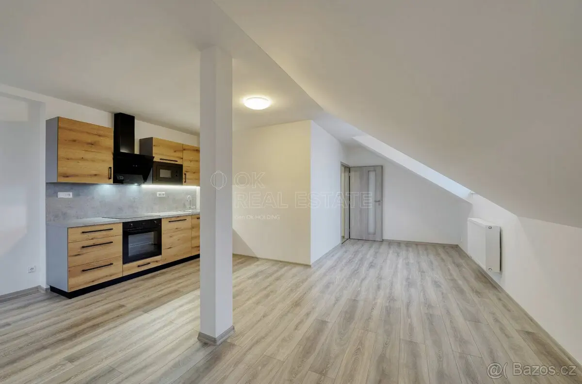 Prodej bytu 3+kk 63 m², Plzeň-jih · 332 14
