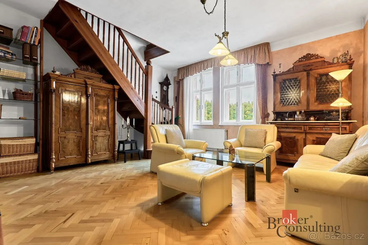 Prodej bytu 5+1 105 m², Karlovy Vary