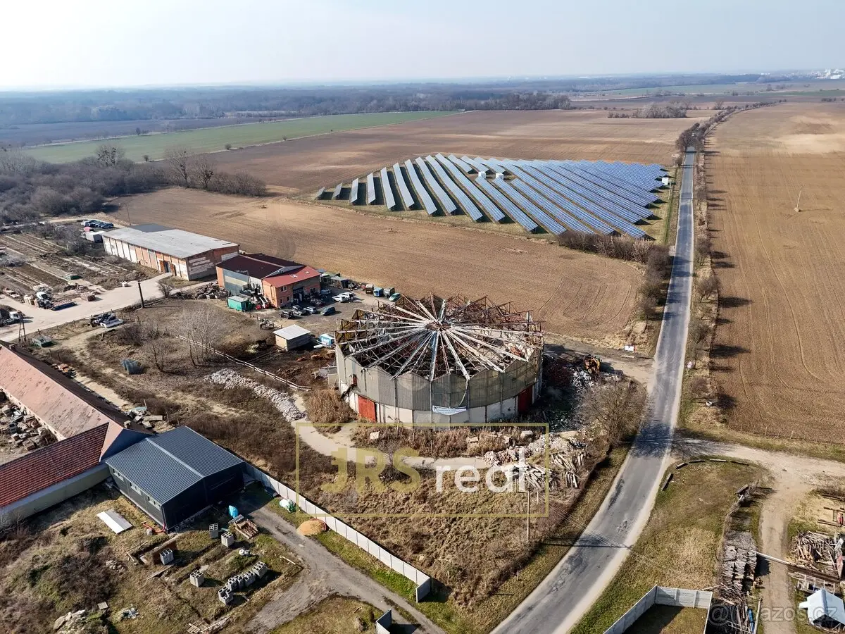 Prodej pozemku 1500 m², Břeclav · 691 51