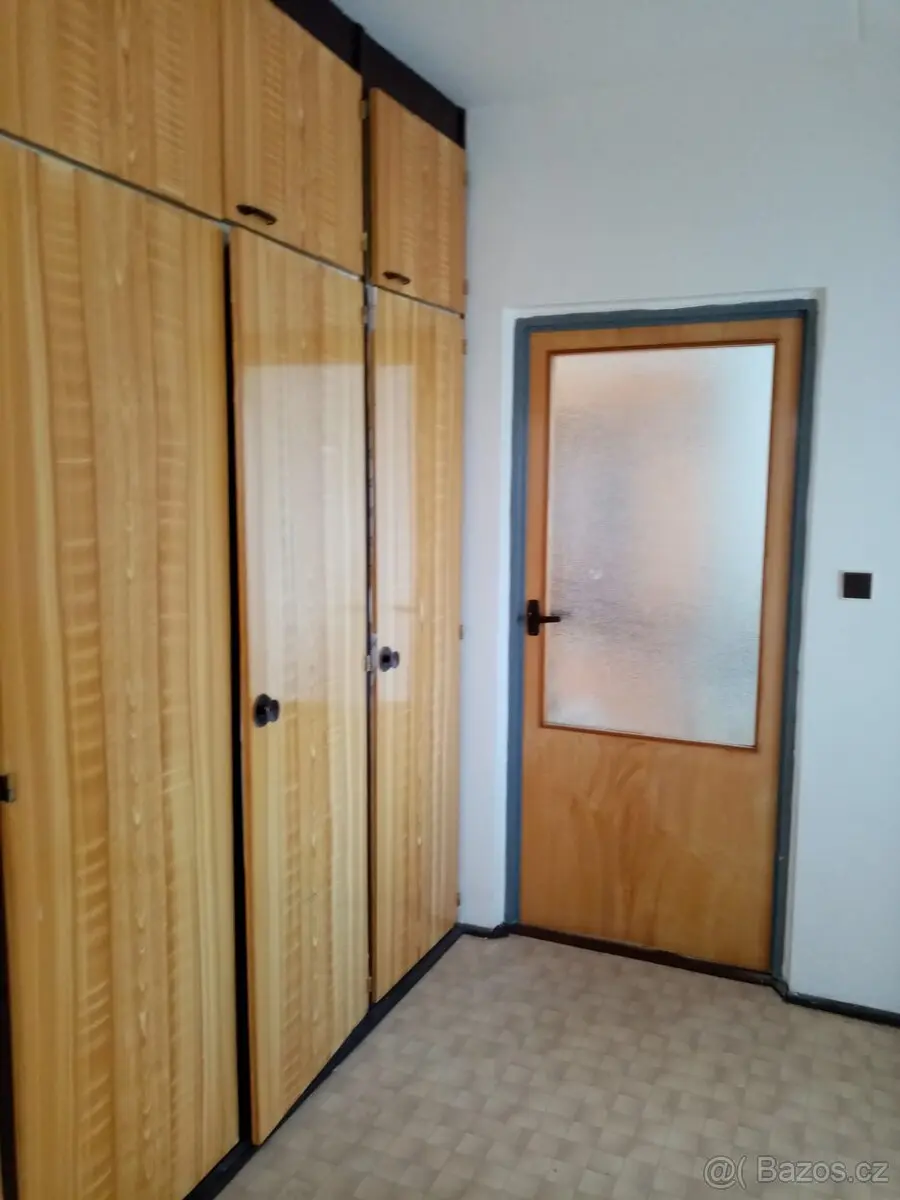 Pronájem bytu 3+1 80 m², Hradec Králové · 503 03