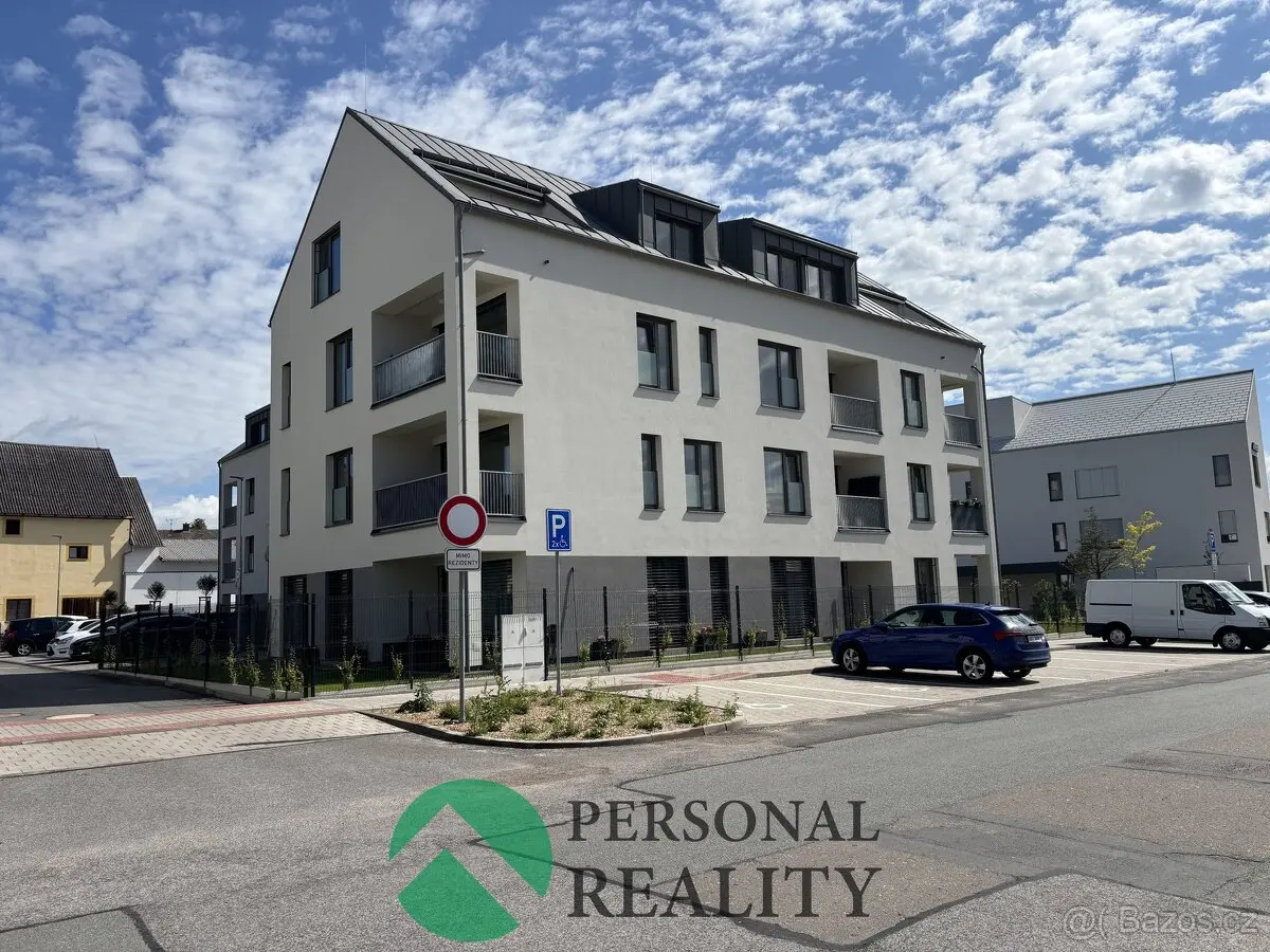 Pronájem bytu 2+kk 51 m², Hradec Králové · 503 51