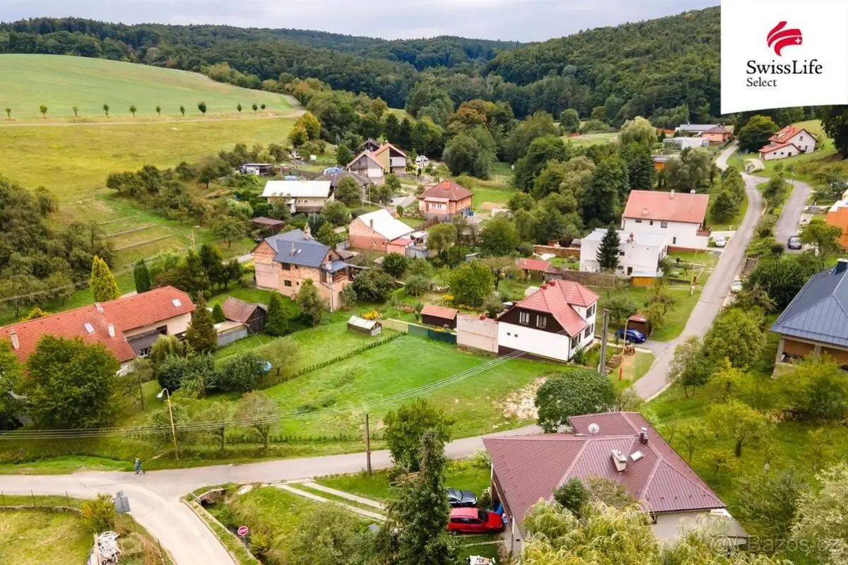 Prodej pozemku 858 m², Kroměříž