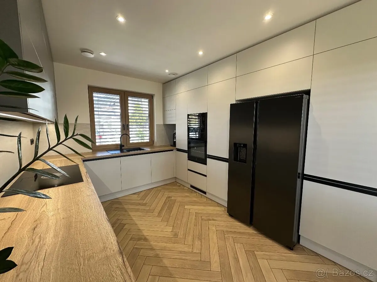Prodej domu 116 m², Znojmo · 671 76