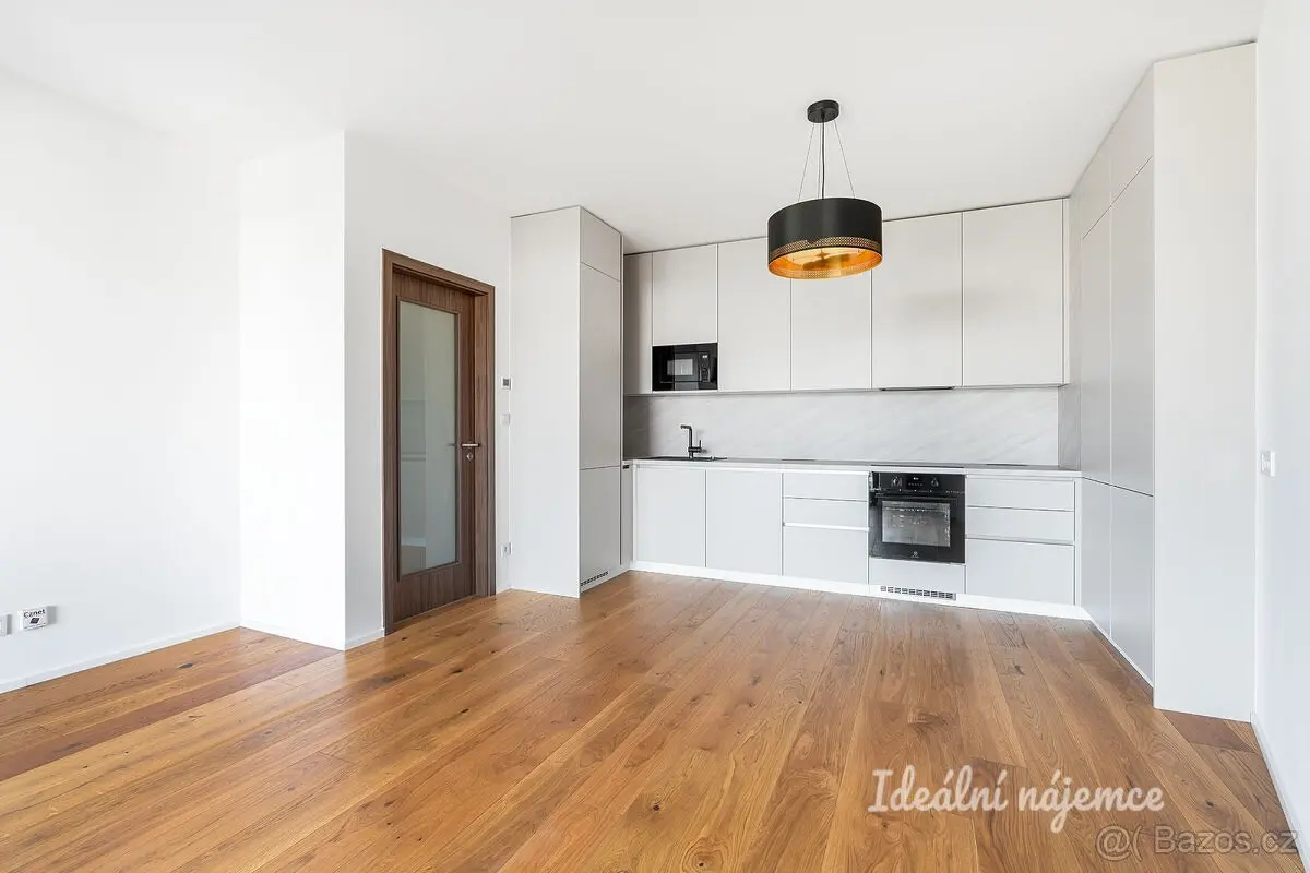 Pronájem bytu 2+kk 50 m², Hlubočepy