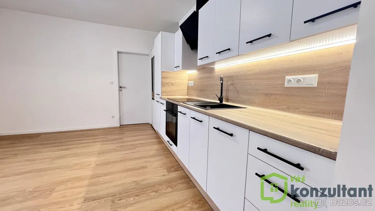 Pronájem bytu 2+kk, Mariánské Hory · Ostrava
