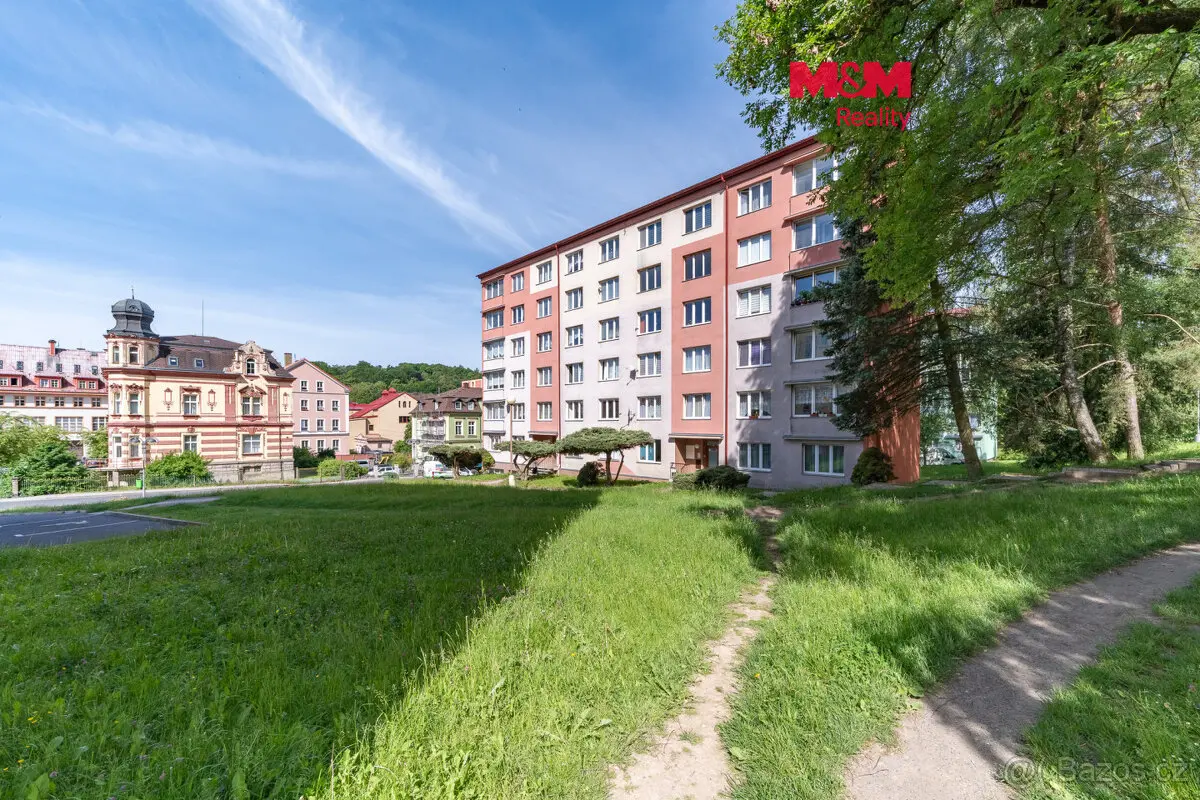 Pronájem bytu 2+1 49 m², Cheb · 352 01