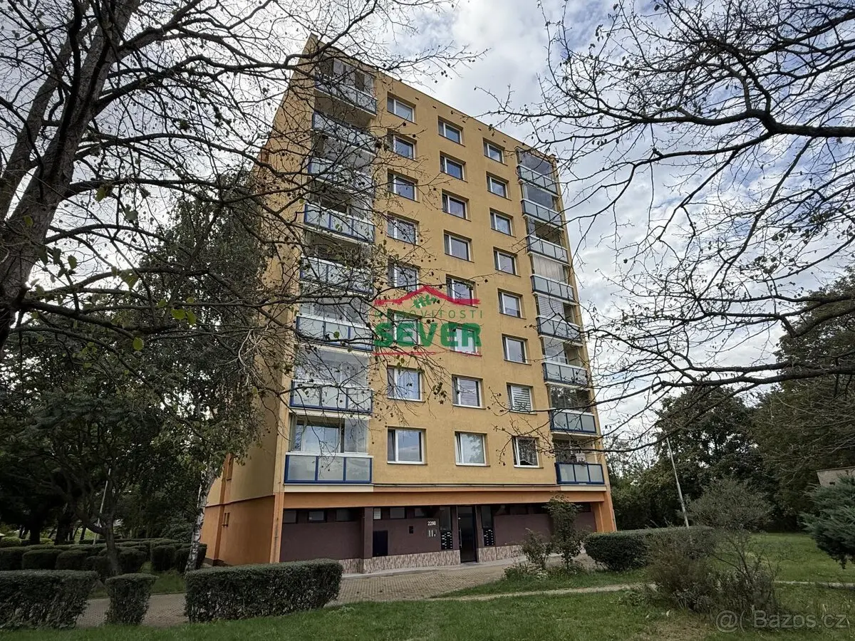 Prodej bytu 2+1 65 m², Louny · 438 01