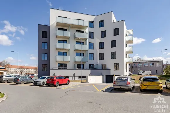 Prodej bytu 4+kk 100 m², Uherské Hradiště · 686 01