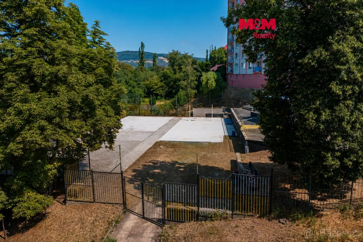 Prodej pozemku 1706 m², Střekov · Ústí nad Labem