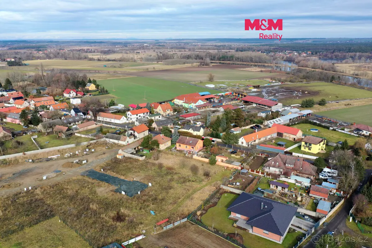 Prodej pozemku 1454 m², Mělník · 277 13