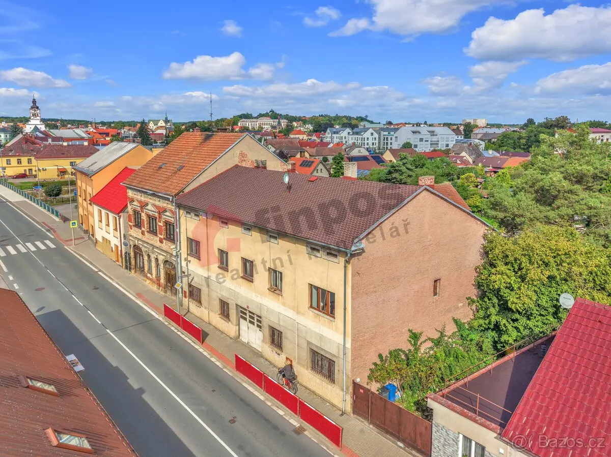Prodej domu 1757 m², Hradec Králové · 503 51