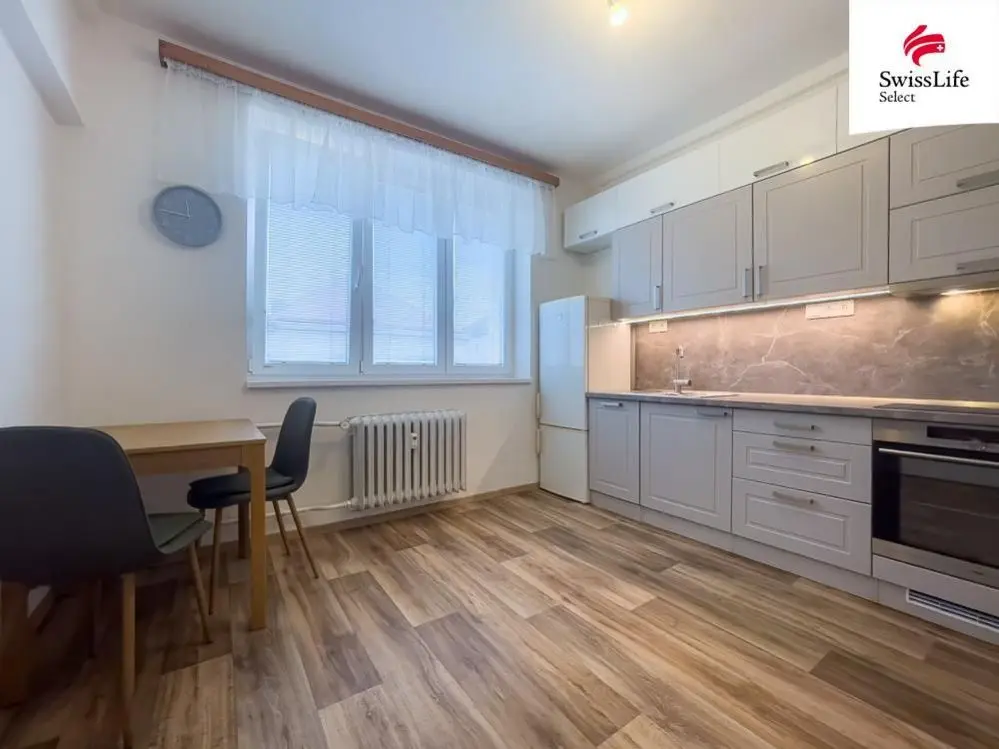 Pronájem bytu 1+1 37 m², Pardubice · 530 02