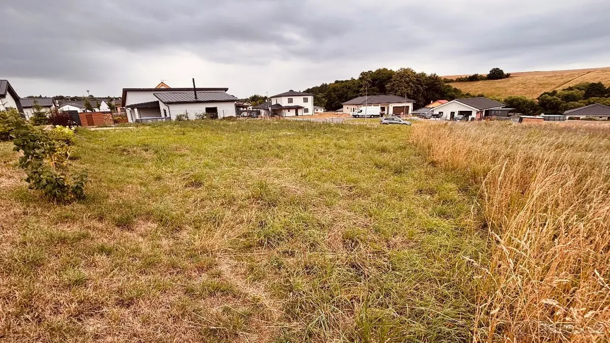 Pronájem pozemku 832 m², Opava · 747 63