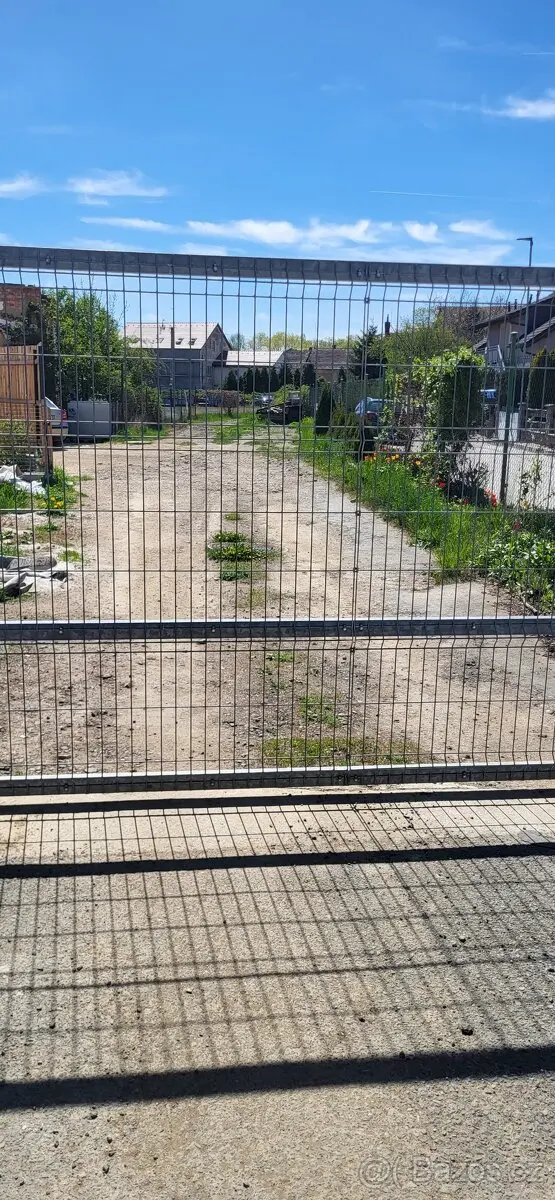 Pronájem pozemku 300 m², Plzeň · 301 00