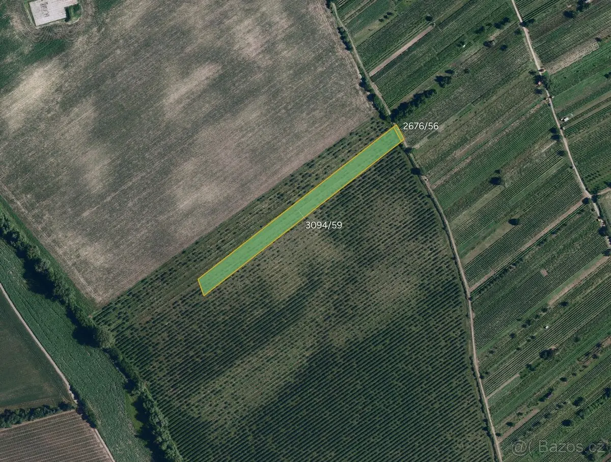 Prodej pozemku 9225 m², Hodonín · 696 21