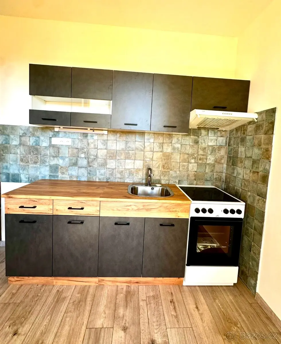 Pronájem bytu 3+1 65 m², Územní skupina 2 · České Budějovice