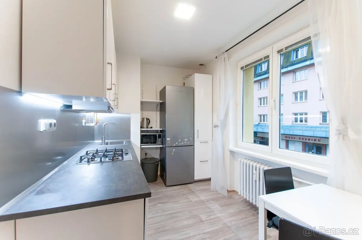 Pronájem bytu 2+1 50 m², Trutnov