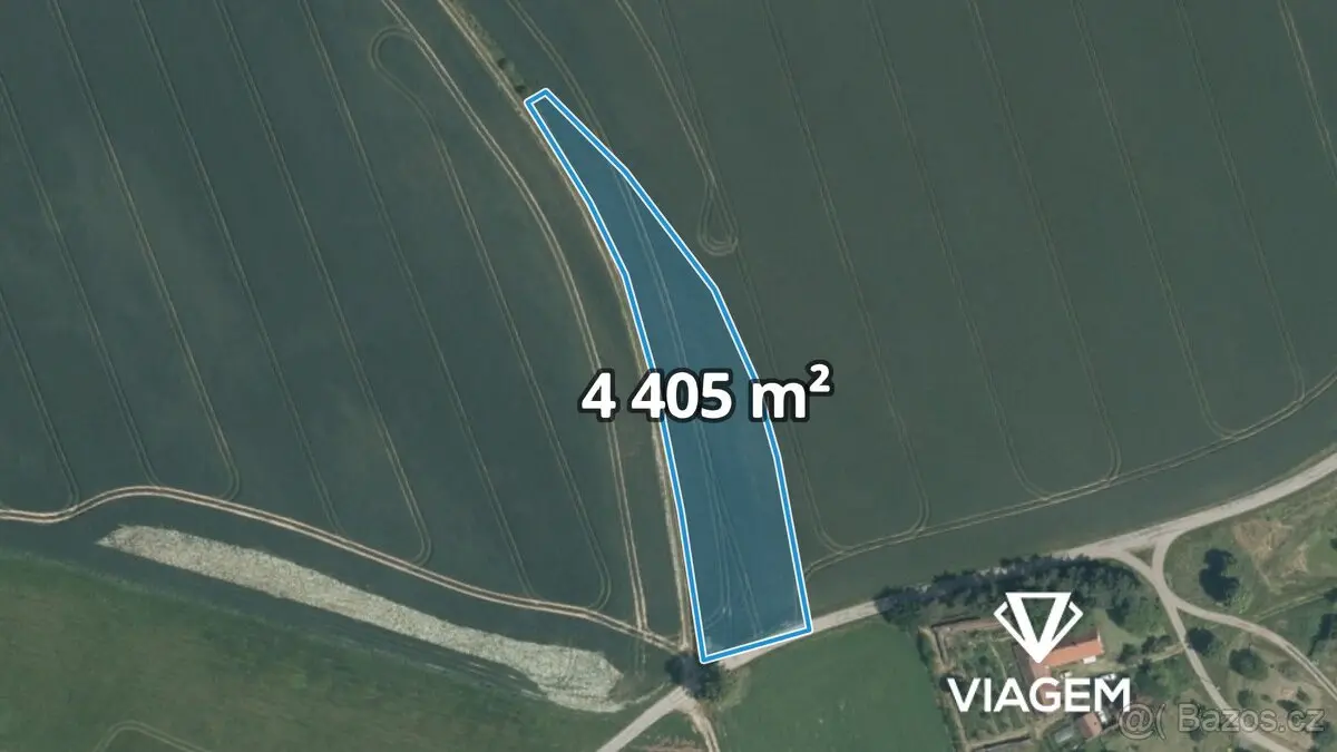Prodej pozemku 4405 m², Benešov · 257 06