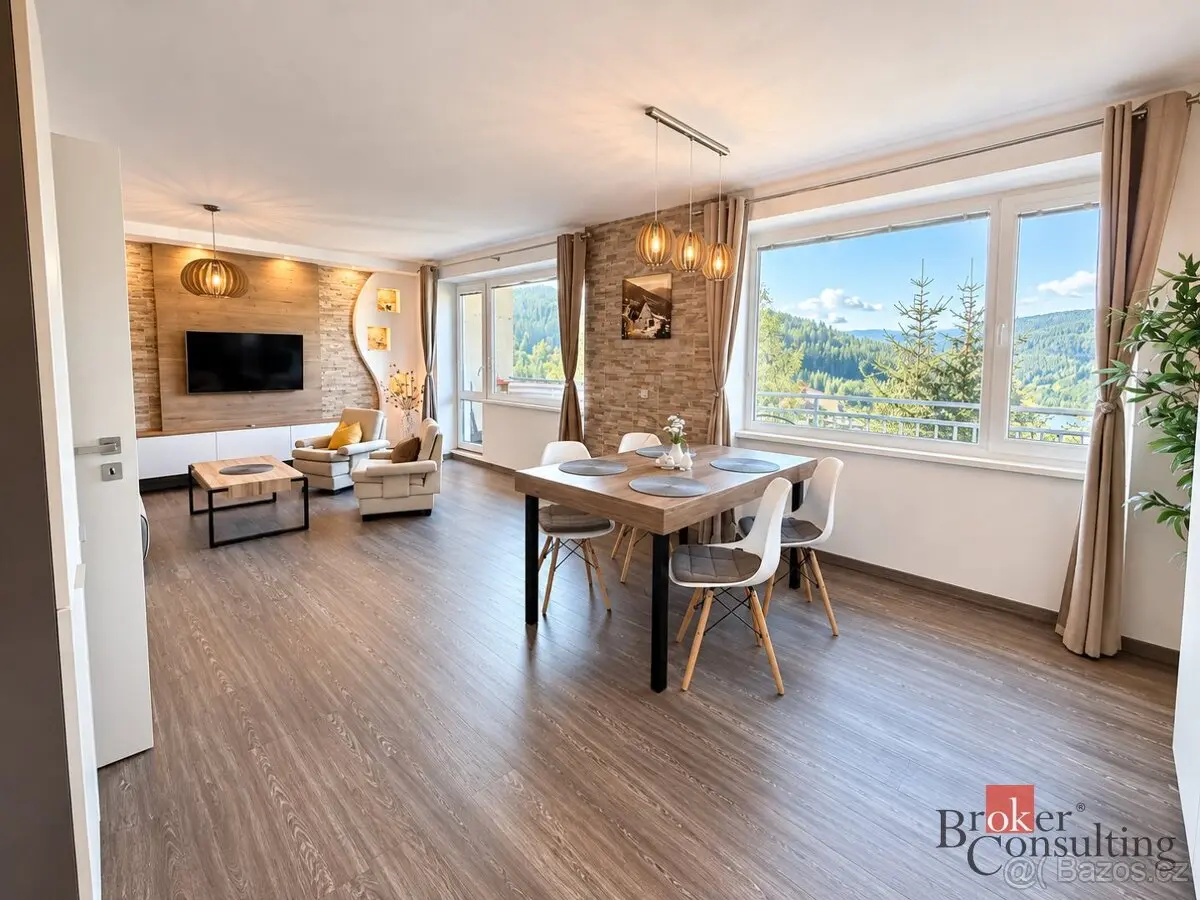 Pronájem bytu 3+kk 67 m², Trutnov · 543 51