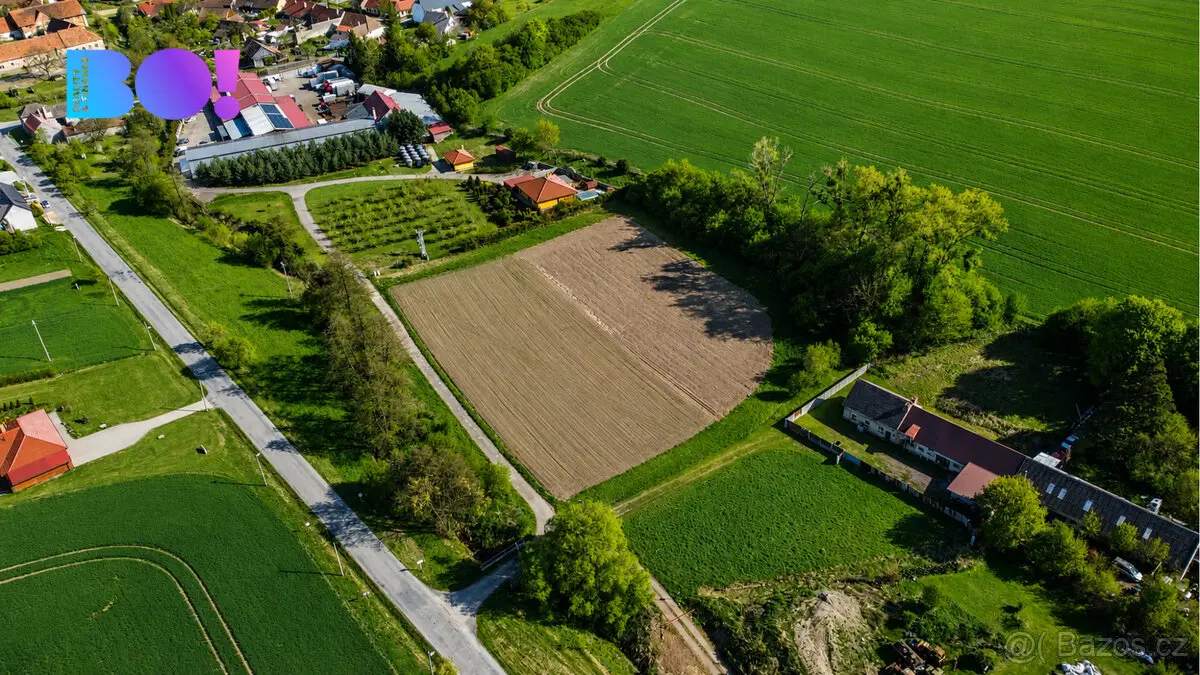 Prodej pozemku 7563 m², Kroměříž · 768 05