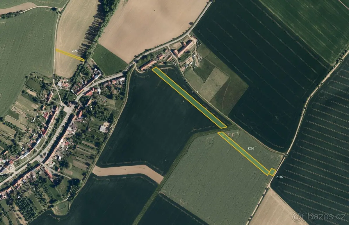 Prodej pozemku 13209 m², Kroměříž · 768 34