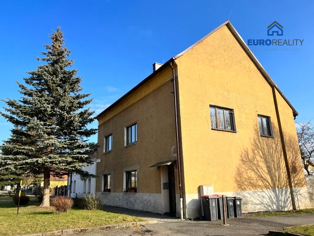 Pronájem bytu 3+1 75 m², Tachov · 348 13