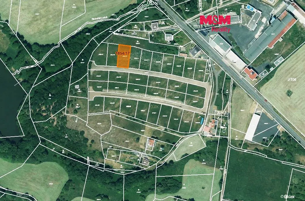 Prodej pozemku 1222 m², Louny · 439 83