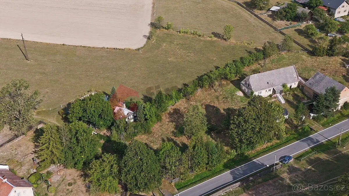 Prodej pozemku 1800 m², Bruntál · 793 16
