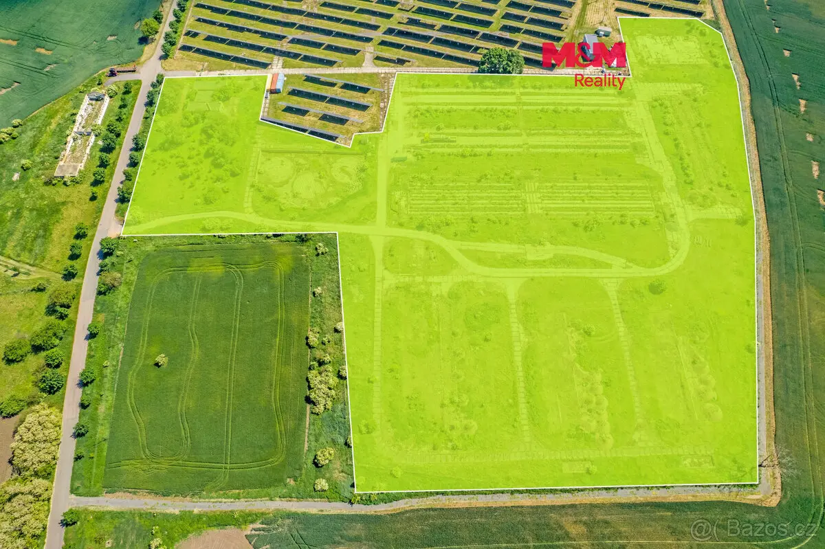 Prodej pozemku 45188 m², Břeclav · 691 83