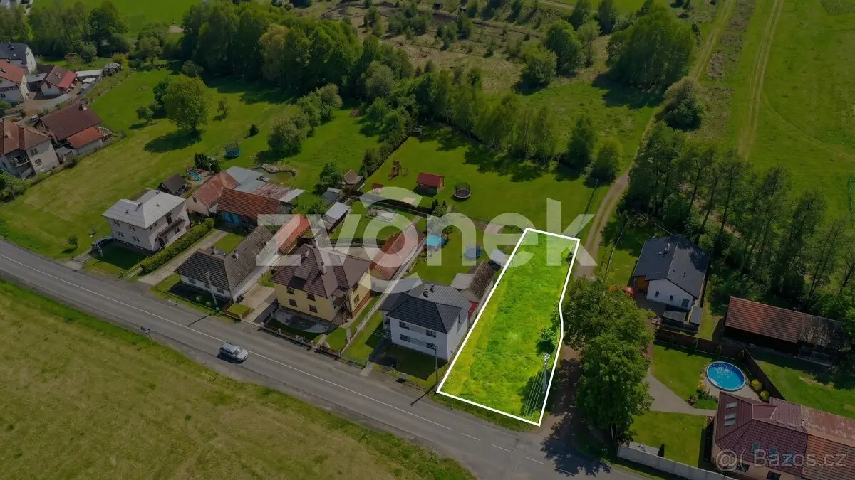 Prodej pozemku 600 m², Zlín · 763 45