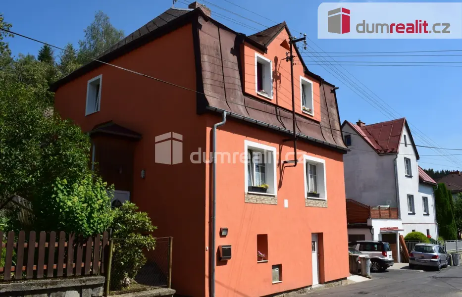 Prodej domu 166 m², Fučíkova · Kraslice