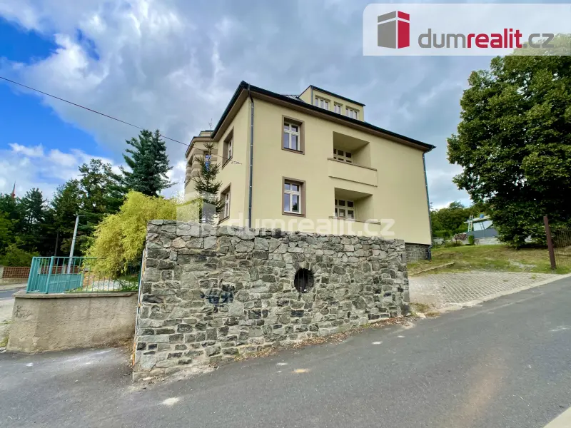 Pronájem bytu 5+1 135 m², Střekov · Ústí nad Labem